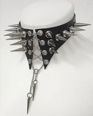 Choker Toronto